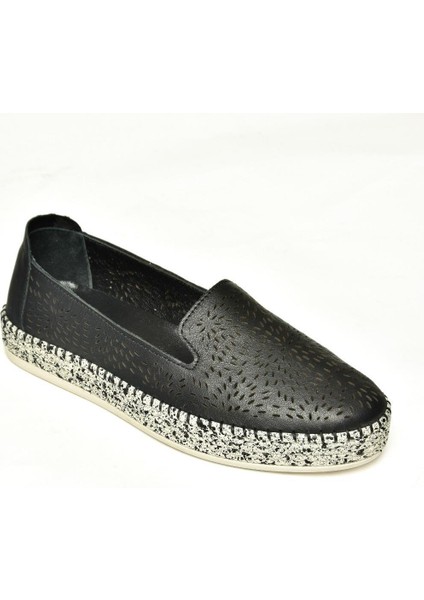 U555200103 Siyah Hakiki Deri Kadın Günlük Ayakkabı