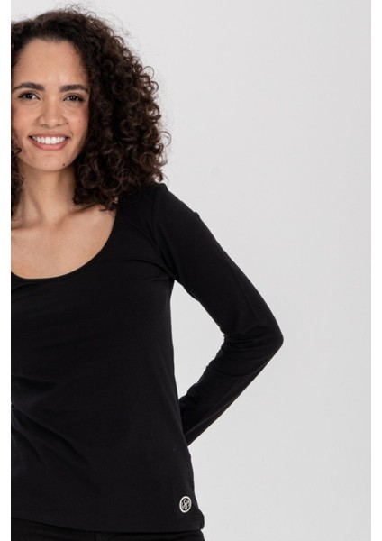 Balong U Yaka Uzun Kollu Slim Fit Basic fırsatları