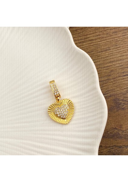 Ajda Charm Ajda Bilezik Charmı Zirkon Taşlı Kalp2 Model Gold