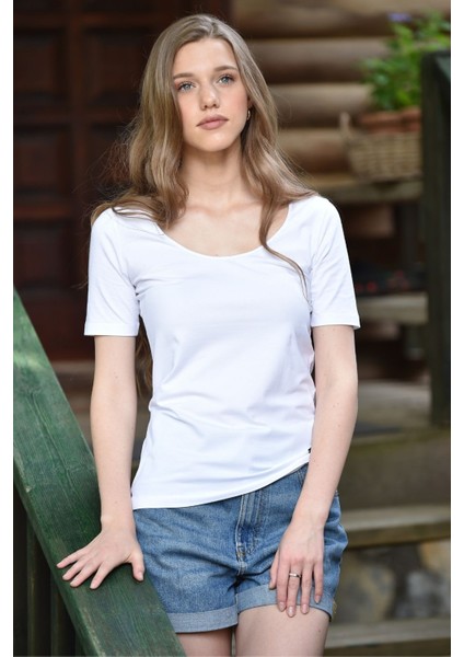 U Yaka Beyaz Slim Fit Base Organik Pamuk T-Shirt modelleri