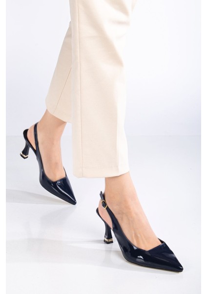 Nomi Topuklu Rugan Ayakkabı Lacivert indirimleri