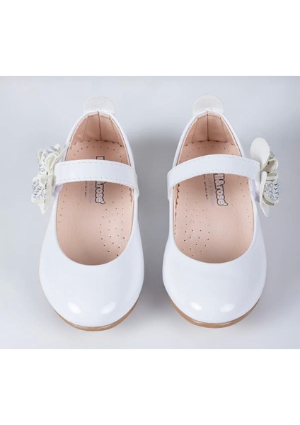 Kız Çocuk Beyaz Yonca Bantlı Babet modelleri