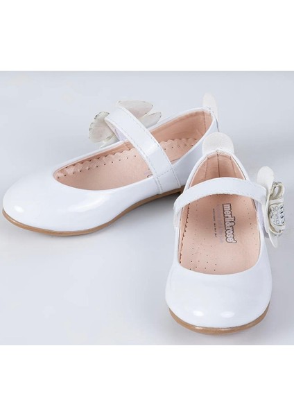 Kız Çocuk Beyaz Yonca Bantlı Babet fırsatları