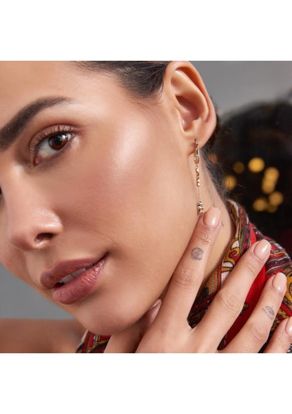 Minimal Mavi Mineli Altın Küpe modelleri