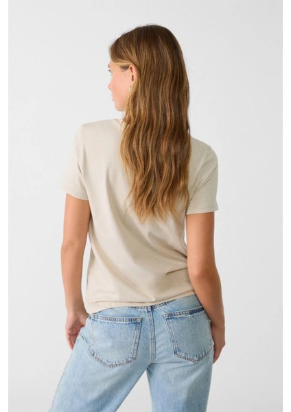 %100 Pamuk Süper Kalite Kadın Tişört Düz Renk Bej Bisiklet Yaka Organik Pamuk Penye T-Shirt fırsatları
