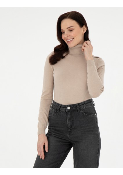 Kadın Bej Slim Fit Balıkçı Yaka Basic Kazak 50290579-VR011