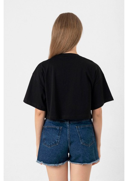 Mr Beast Lettern Siyah Kadın Crop Tshirt
