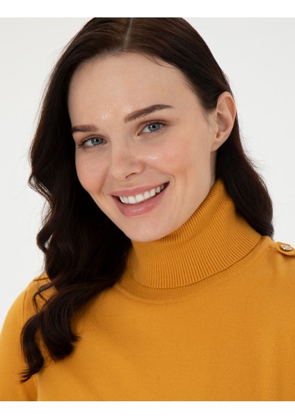 Kadın Safran Slim Fit Balıkçı Yaka Basic Kazak 50290579-VR043 fiyatları