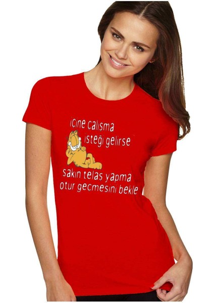 Komik Kedi Baskılı Dar Kesim Kadın Kırmızı T-Shirt