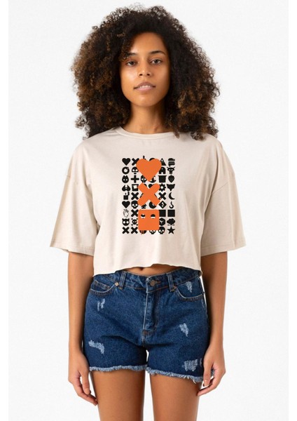 Love Death Robots Orange Bej Kadın Crop Tshirt