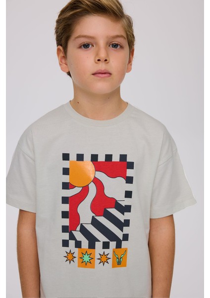 Erkek Çocuk Bej Tshirt modelleri