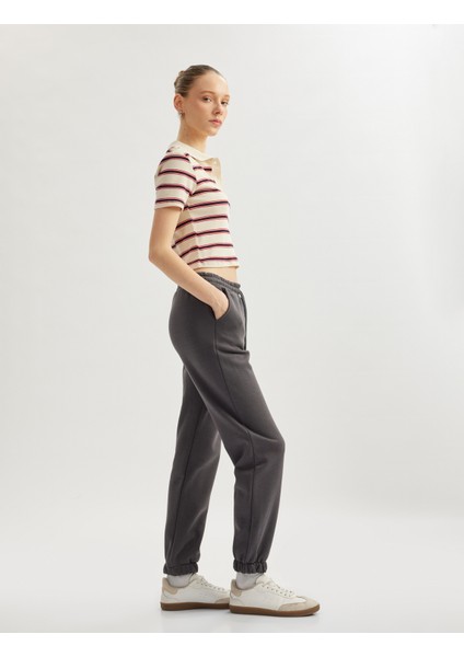 Beli Bağcıklı Cep Detaylı Rahat Kalıp Jogger Eşofman Altı