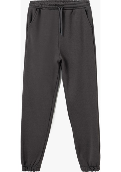 Beli Bağcıklı Cep Detaylı Rahat Kalıp Jogger Eşofman Altı modelleri