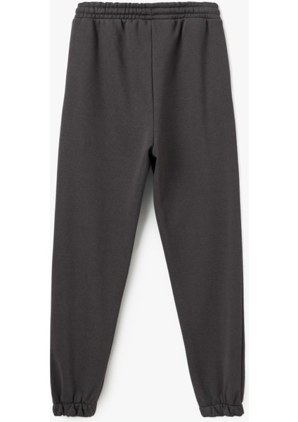 Beli Bağcıklı Cep Detaylı Rahat Kalıp Jogger Eşofman Altı fırsatları