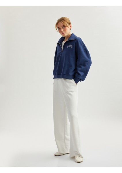 Üç Iplik Uzun Kollu Dik Yaka Yarım Fermuarlı Sweatshirt