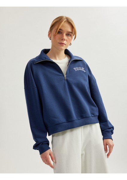 Üç Iplik Uzun Kollu Dik Yaka Yarım Fermuarlı Sweatshirt fiyatları