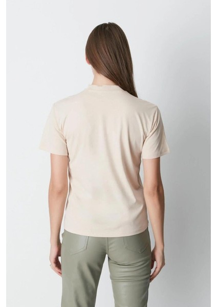 %100 Organik Pamuk Kadın Bej Basic Ribana'lı Dik Yaka Örme T-Shirt Yarım Balıkçı modelleri