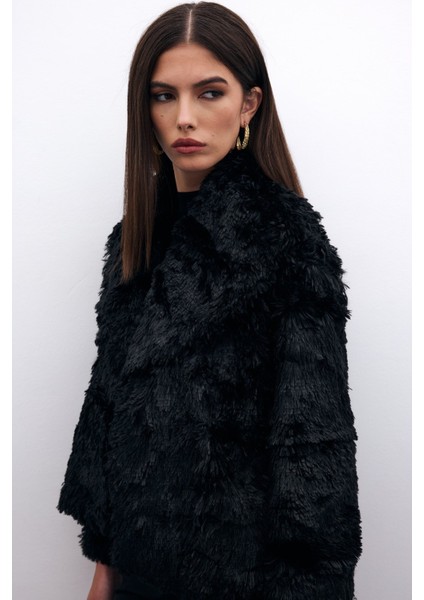 Yakalı Peluş Ceket - Siyah fırsatları