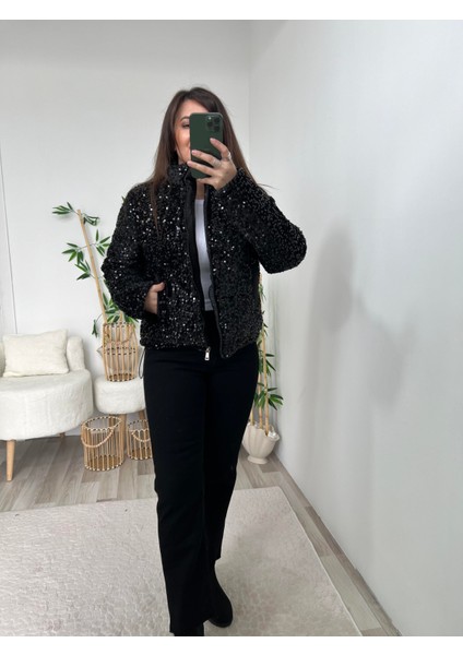 Siyah Payetli Şişme Mont modelleri