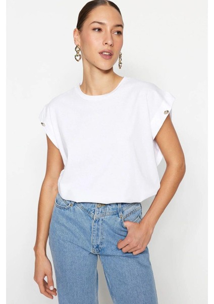 Beyaz %100 Pamuk Düğmeli Vatka Görünümlü Basic Bisiklet Yaka Örme T-Shirt modelleri