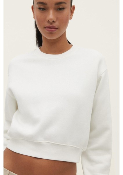 Ekru Pamuk Kadın Basic Crop Bisiklet Yaka Uzun Kollu Sweatshirt
