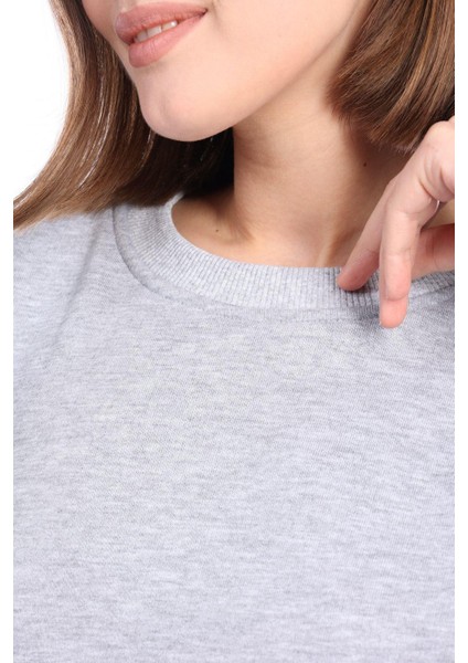 Gri Melanj %100 Pamuk Şardonsuz Kadın Basic Crop Bisiklet Yaka Uzun Kollu Sweatshirt modelleri