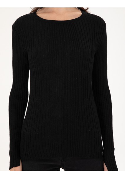 Kadın Siyah Slim Fit Kazak 50290558-VR046