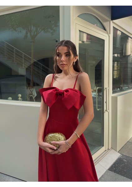 Minel Kurdele Detay Askılı Midi Atlas Elbise