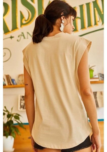 Bej %100 Pamuk Vatka Görünümlü Basic Bisiklet Yaka Örme T-Shirt fırsatları