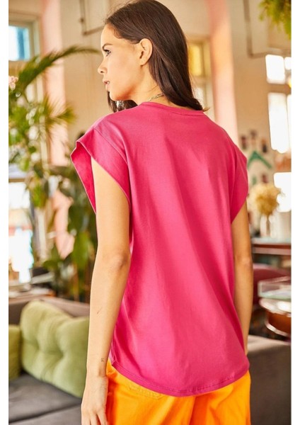 Fuşya %100 Pamuk Vatka Görünümlü Basic Bisiklet Yaka Örme T-Shirt fırsatları