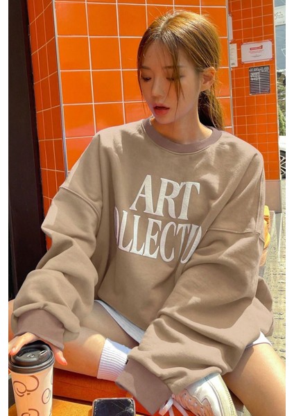 Kadın Vizon Art Collection Baskılı Oversize Bisiklet Yaka Sweatshirt indirimleri