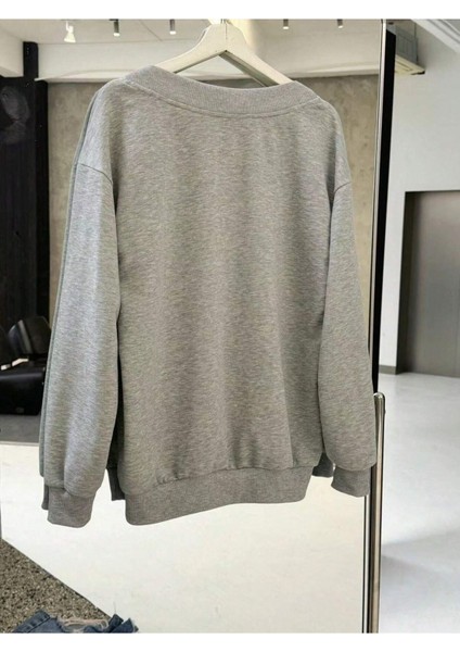 Kadın 3 Iplik Gri Italia Baskılı V Yaka Oversize Sweatshirt