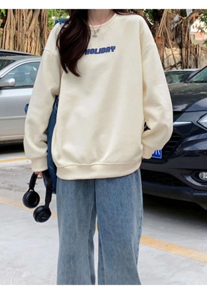 Kadın Ekru Holiday Baskılı Oversize Sweatshirt modelleri