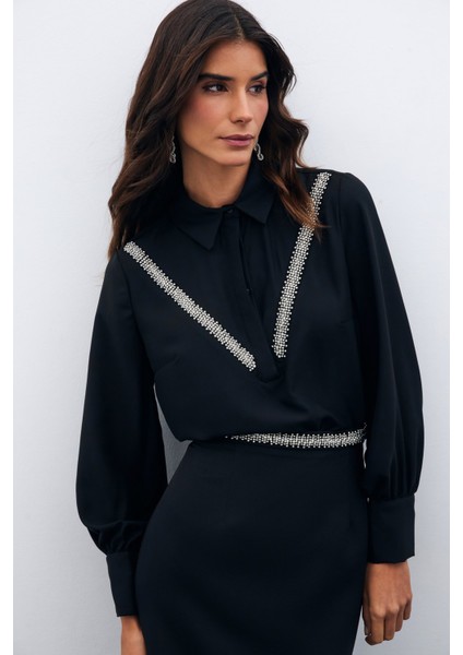 Şerit Aksesuarlı Bluz - Siyah fırsatları