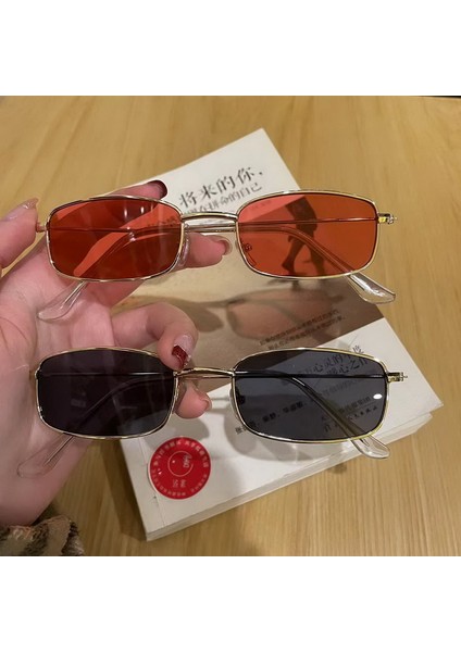 Moda Retro Küçük Dikdörtgen Metal Çerçeve Güneş Gözlüğü Vintage Kare Güneş Gözlüğü Renkli Lens Erkekler Kadınlar Trendy UV400 Gözlük (Yurt Dışından) modelleri