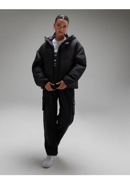 Sportswear Classic Puffer Therma-Fıt Bol Kesim Kadın Montu modelleri