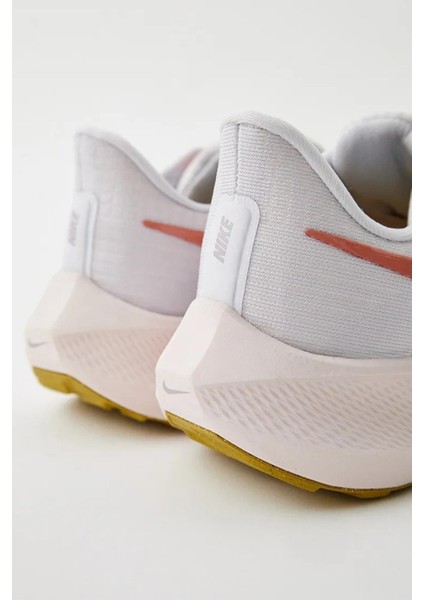 Air Zoom Pegasus 39 Running Kadın Koşu & Antrenman Ayakkabısı indirimleri