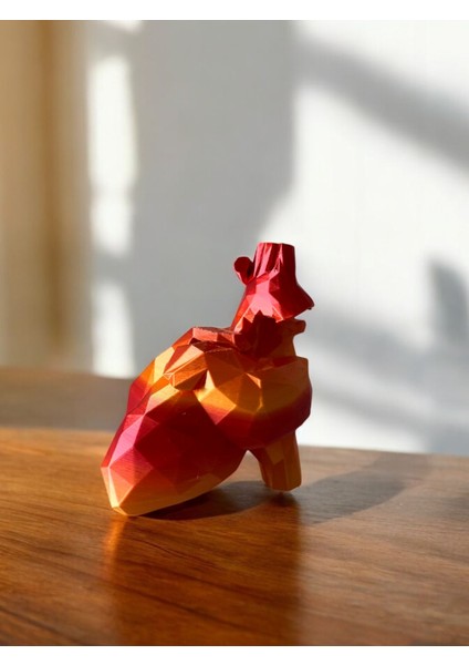 Heart Tasarım Vazo - Geometrik Kalp Dekoratif Vazo - 20 cm - Sert Plastik
