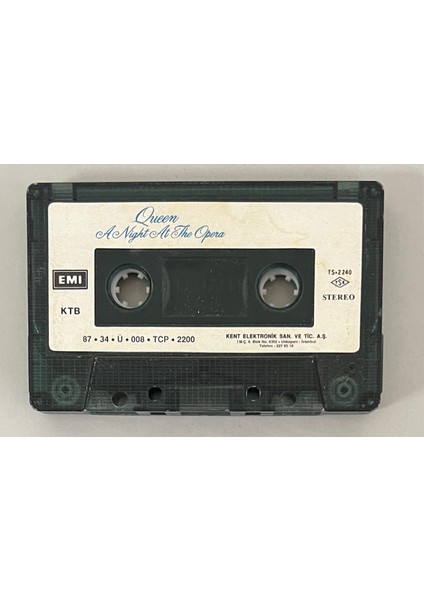 Queen A Night at the Opera Kaset