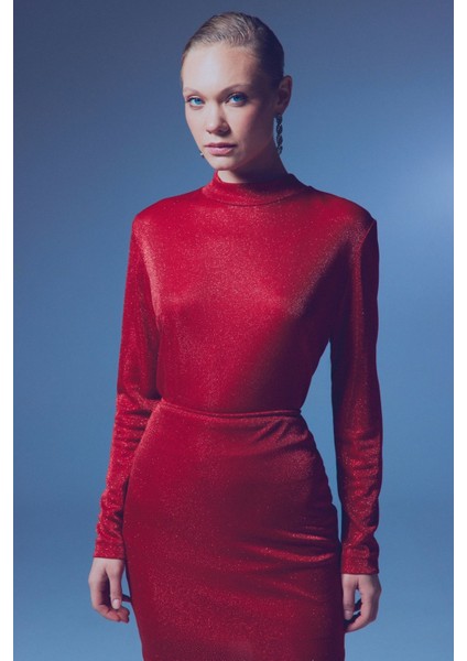 Dik Yaka Simli Bodysuit - Kırmızı modelleri