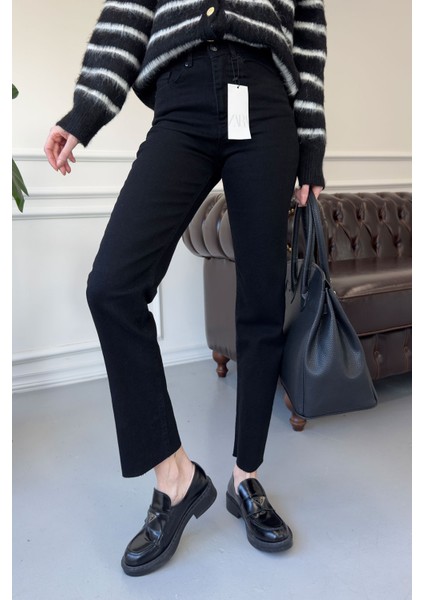 Kesik Paça Boyfit Jean- Siyah