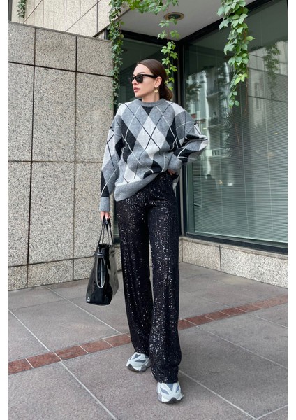 Pul Işlemeli Pantolon- Siyah modelleri