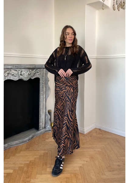 Beli Lastikli Zebra Desen Saten Etek- Kahverengi