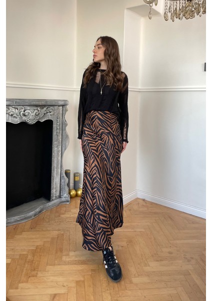Beli Lastikli Zebra Desen Saten Etek- Kahverengi indirimleri