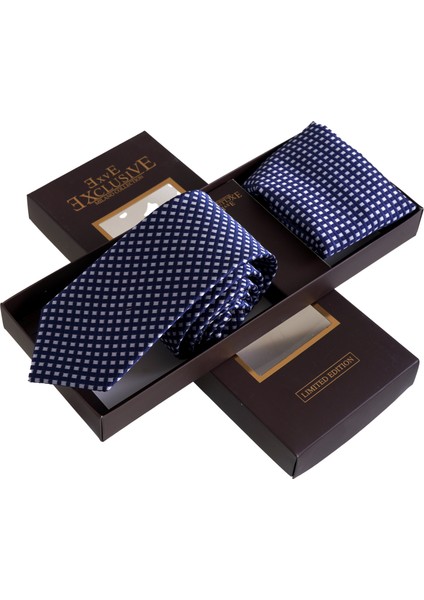 Lacivert Beyaz Kafes Desenli Hediyelik Kutulu Kravat Mendil Seti