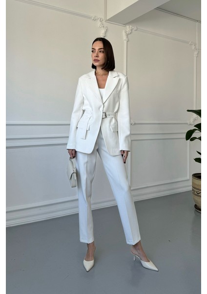 Blazer Kemer Tasarımlı Takım- Beyaz fırsatları