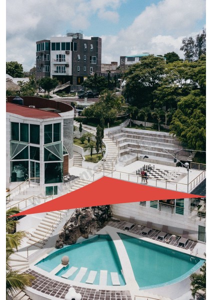 5X5X7.1 Metre Su Geçirmez Üçgen Gölgelik Oxford Kumaş