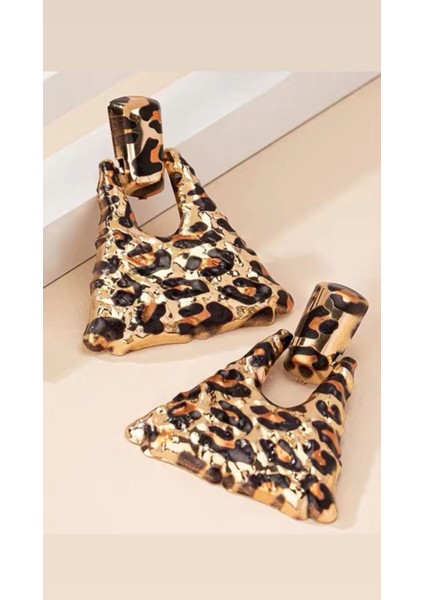 Leopar Küpe, Üçgen Küpe modelleri