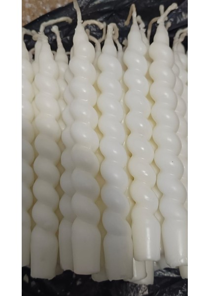 Bi Dünya Renk Burgu Mum 2 Li 21 cm ve Mumluk 2 Li Toplam 4 Parça Set beyaz fırsatları