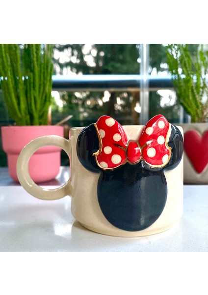 El Yapımı Seramik Gerçek 24K Altın Dekorlu Minnie Kupa